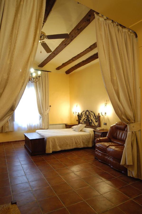 Hotel Spa Don Inigo De Aragon Las Cuevas de Canart Room photo